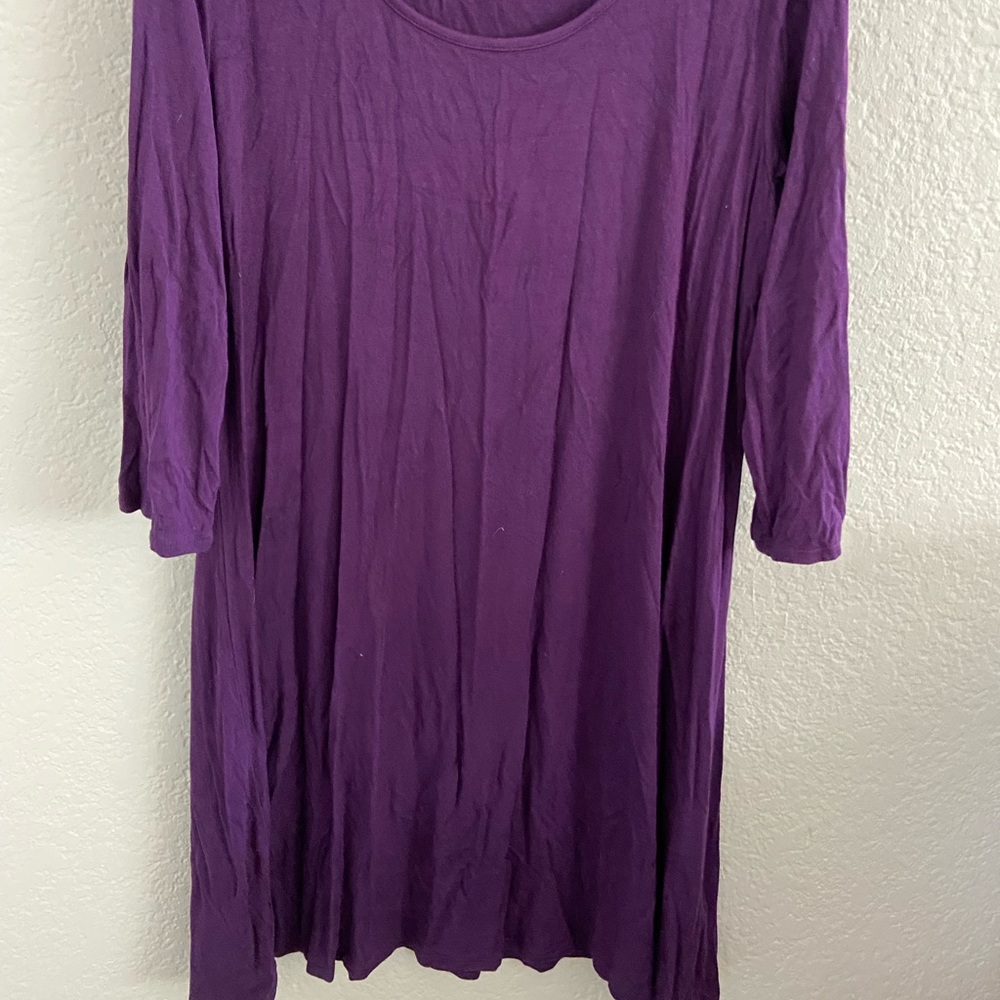 Nine Britton 
XL purple dress
Price includes shipping 
Crossposted
EUC